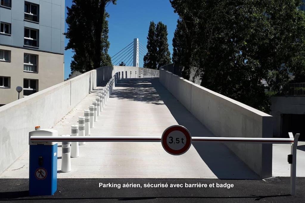 Ile De Nantes, 4 Personnes, Parking Inclus Appartement Buitenkant foto